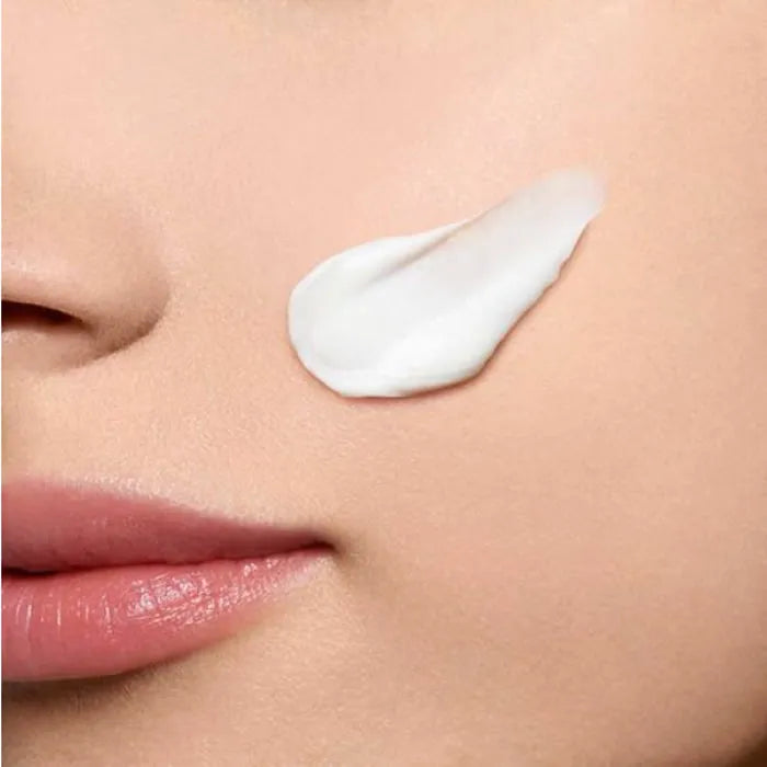 Clarins Hydra-Essentiel Trattamento Notte Rimpolpante Idratante (50ml)